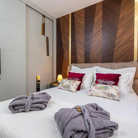 Skywalker Royal Lägenhet *